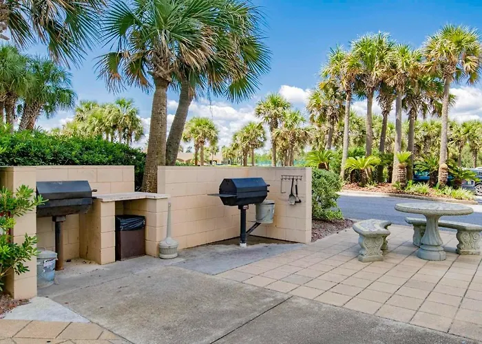 Colony Tower Unit 20a Holiday home