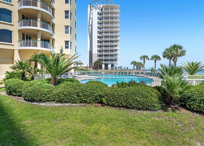 Colony Tower Unit 20a *