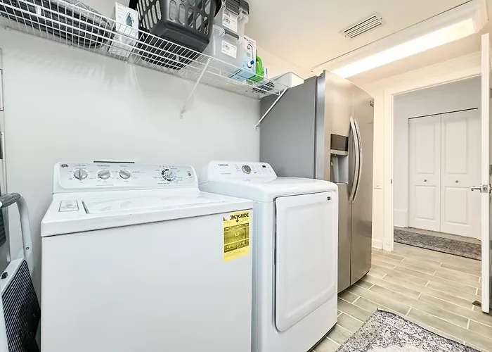 Colony Tower Unit 20a Holiday home *